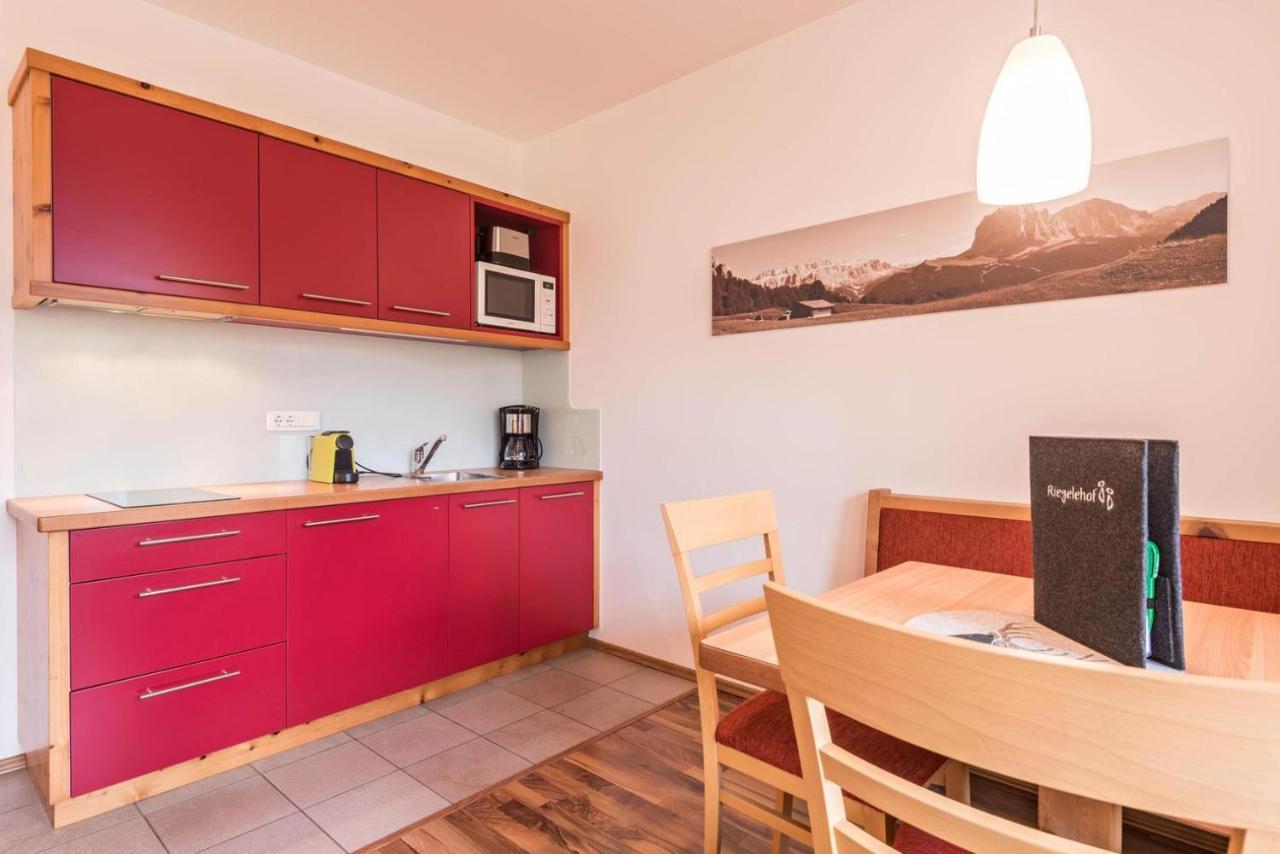 Appartements Riegelehof ไลออน ภายนอก รูปภาพ