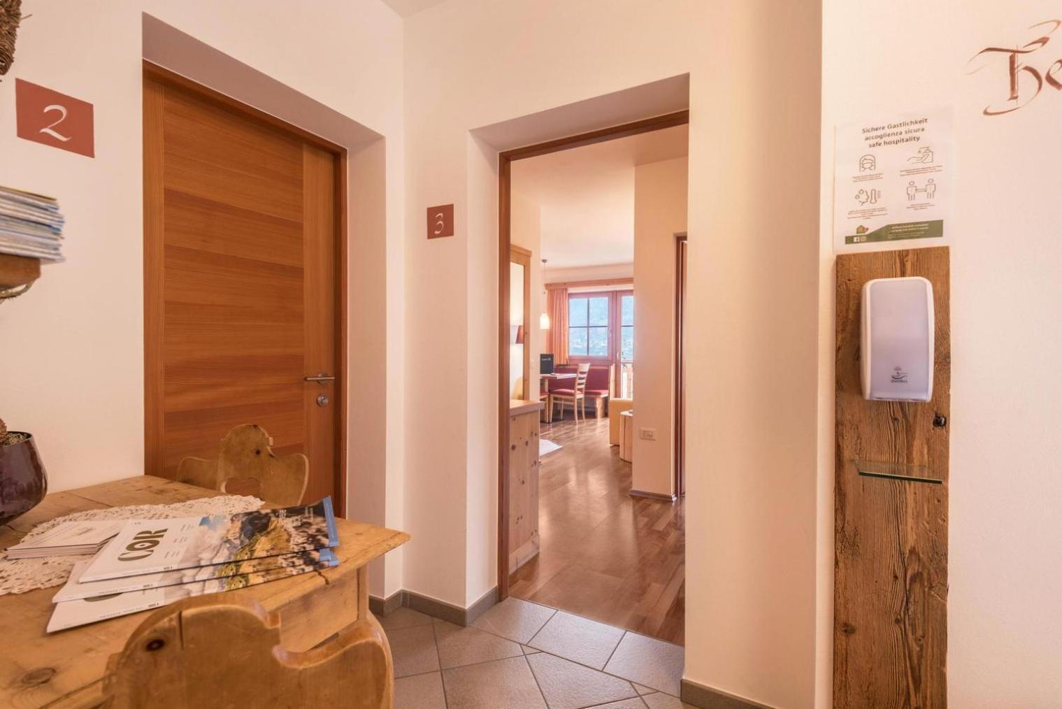 Appartements Riegelehof ไลออน ภายนอก รูปภาพ